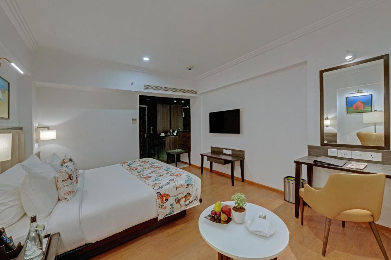 The Fern Residency Turbhe Hotel Navi Mumbai Bagian luar foto