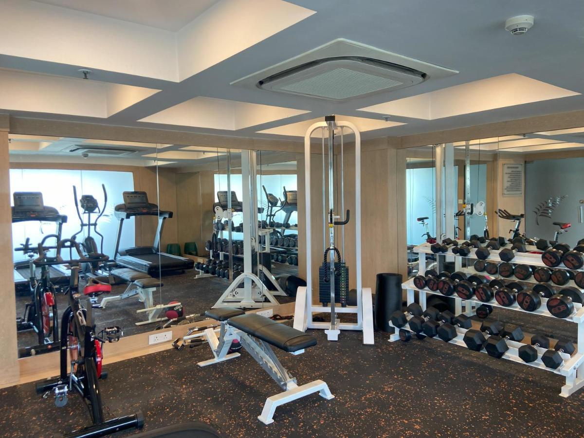 The Fern Residency Turbhe Hotel Navi Mumbai Bagian luar foto
